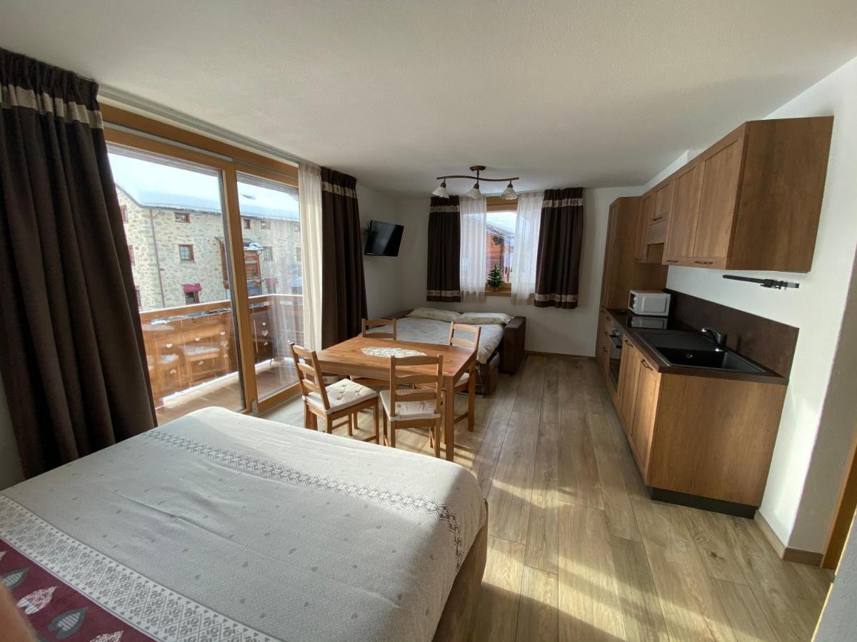 Mont Chalet Apartaments Livigno Exterior photo